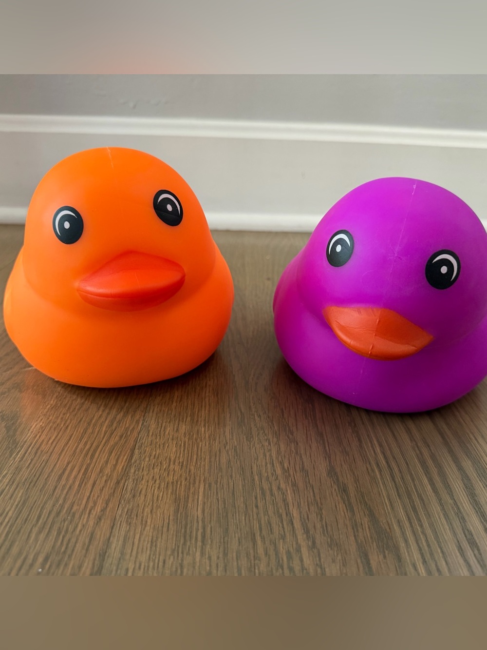 NEW 2X Squeezy Halloween Ducks